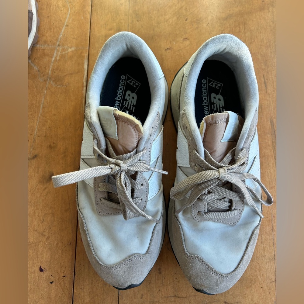 New Balance 237 sneakers